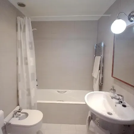 Ana Con Garaje 公寓 *